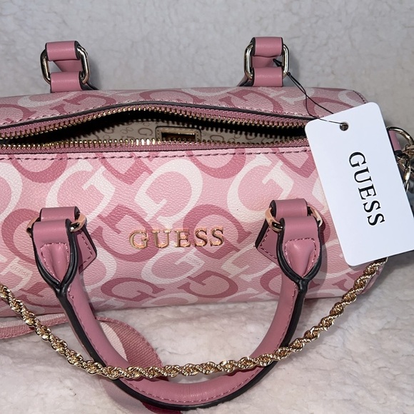 Guess Pink‎ and White Satchel with Gold Accents - Picture 16 of 16